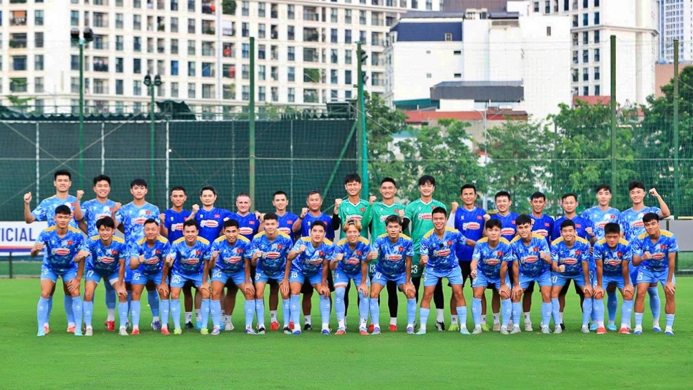 u23 viet nam giao huu voi doi thu manh tren dat uae hinh anh 1