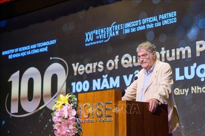 nobel laureate joins scientists for international quantum physics conference in vietnam picture 1