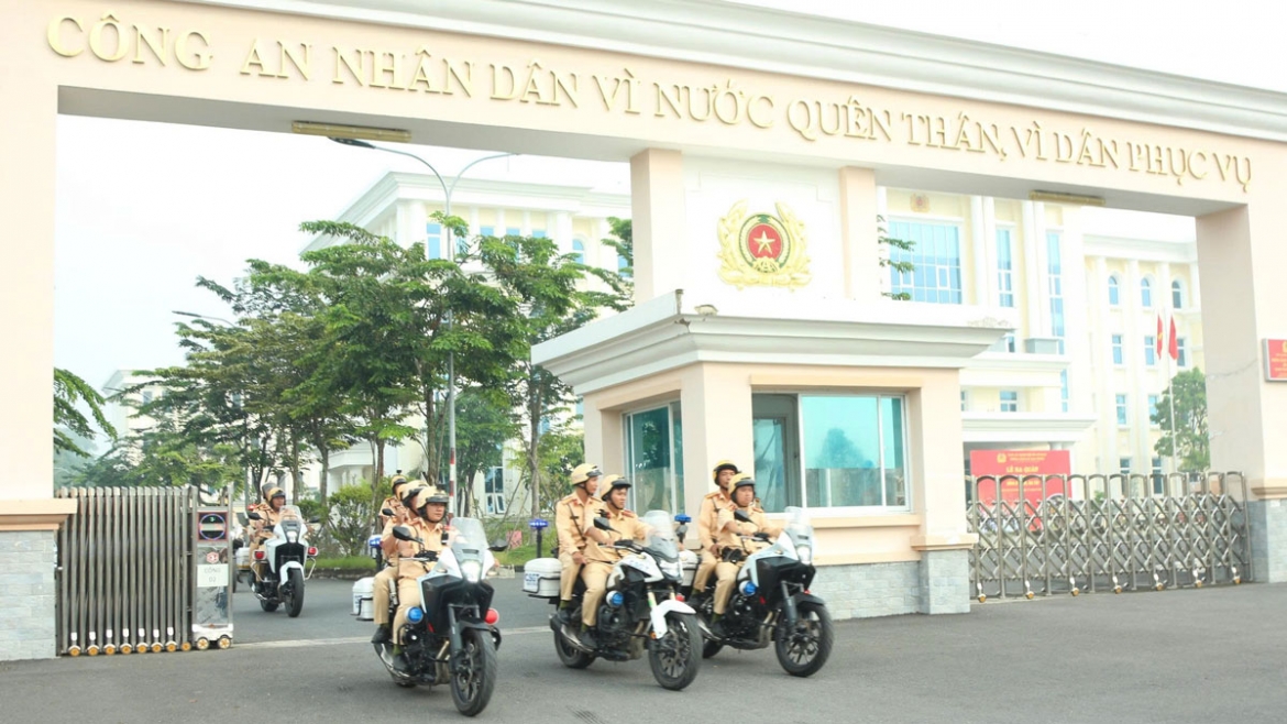 tphcm phat nong hon 1.800 tai xe vi pham nong do con trong 4 ngay hinh anh 2