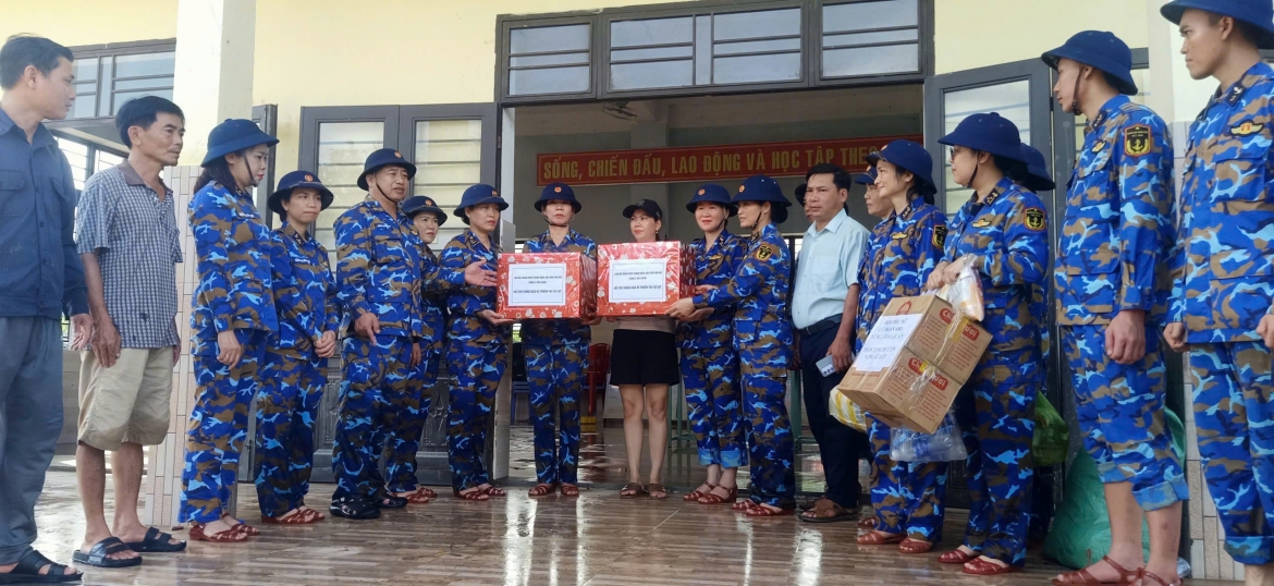 vung 3 hai quan giup do nhan dan khac phuc hau qua sau muu lu hinh anh 4