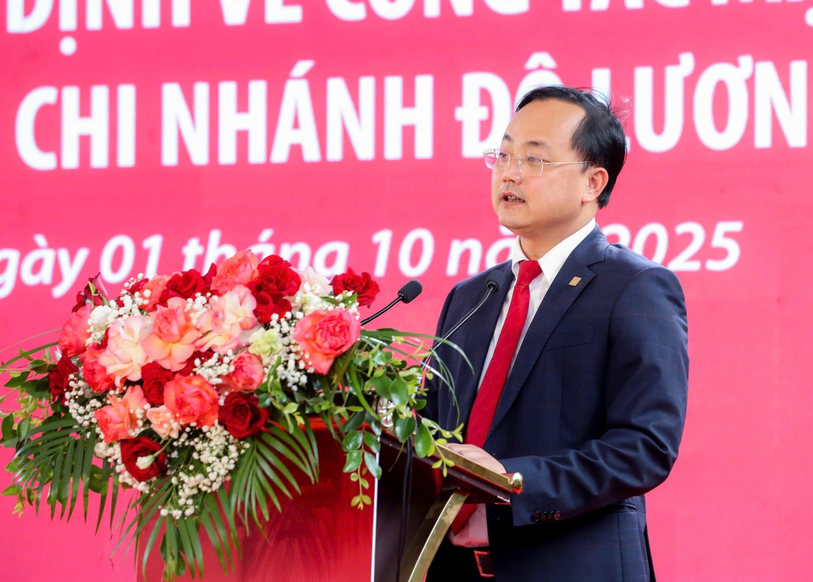 agribank day manh to chuc mang luoi tang cuong du dia cho phat trien tam nong hinh anh 1