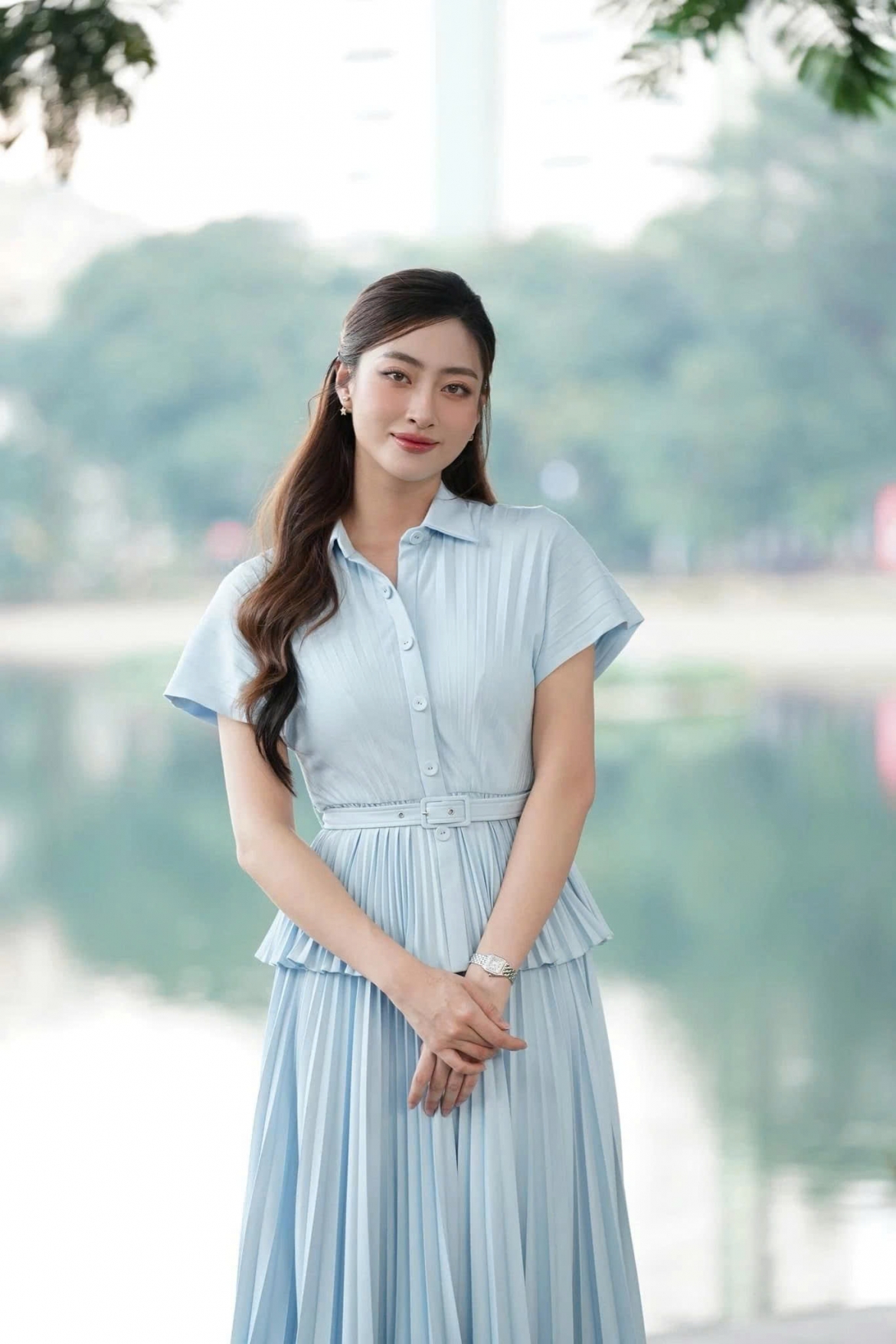 sao viet 25 10 tang thanh ha khoe nhan sac tuoi 39 hinh anh 4