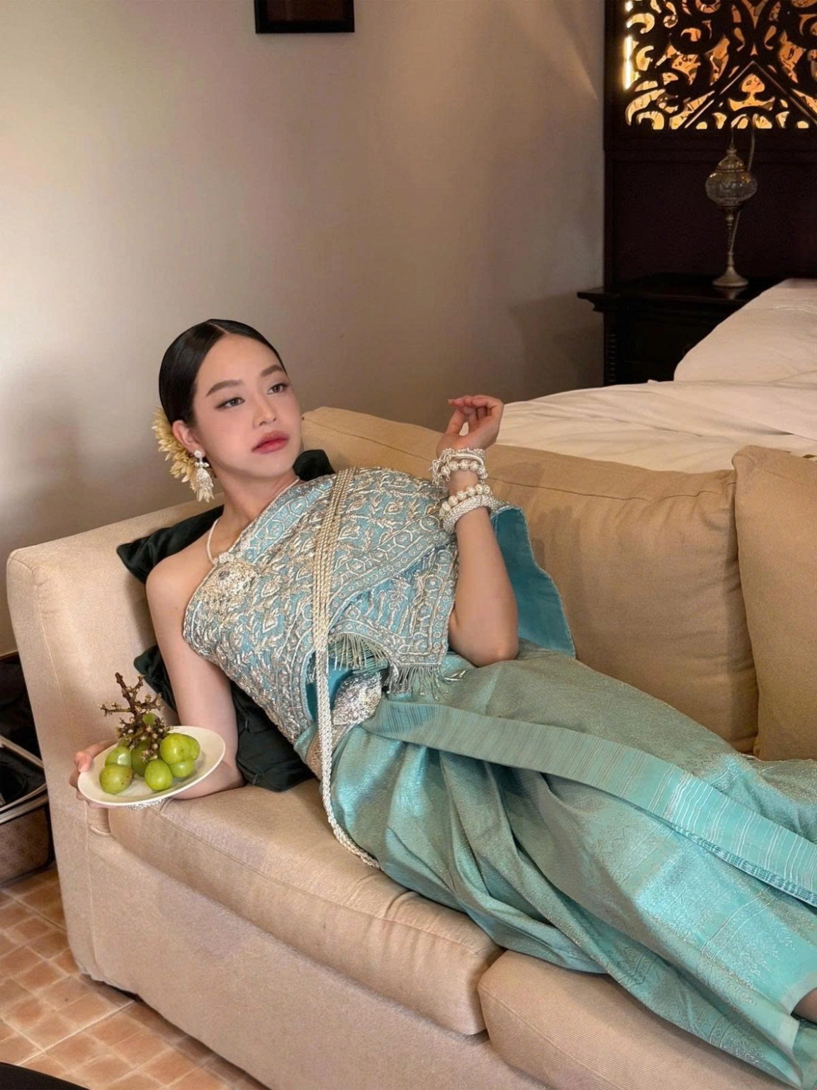 sao viet 26 10 A hau quynh chau rang ro trong le vu quy hinh anh 3
