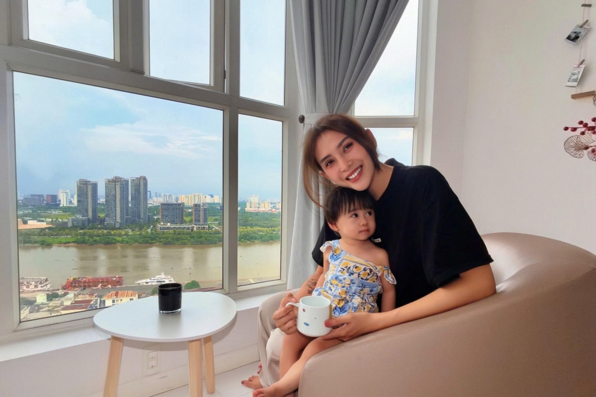 sao viet 26 10 A hau quynh chau rang ro trong le vu quy hinh anh 2