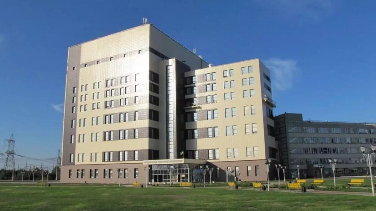 IAEA cảnh báo nguy cơ từ vụ pháo kích gần nhà máy điện hạt nhân Zaporizhzhia