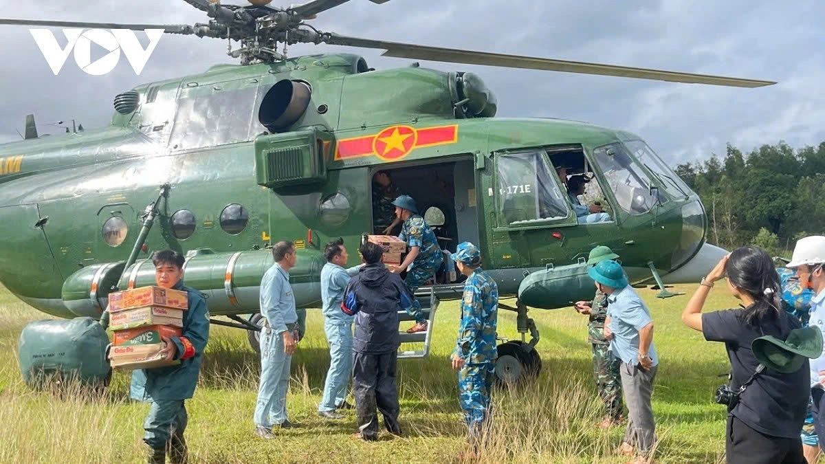 airlift missions deliver relief supplies to flood-affected communities picture 1