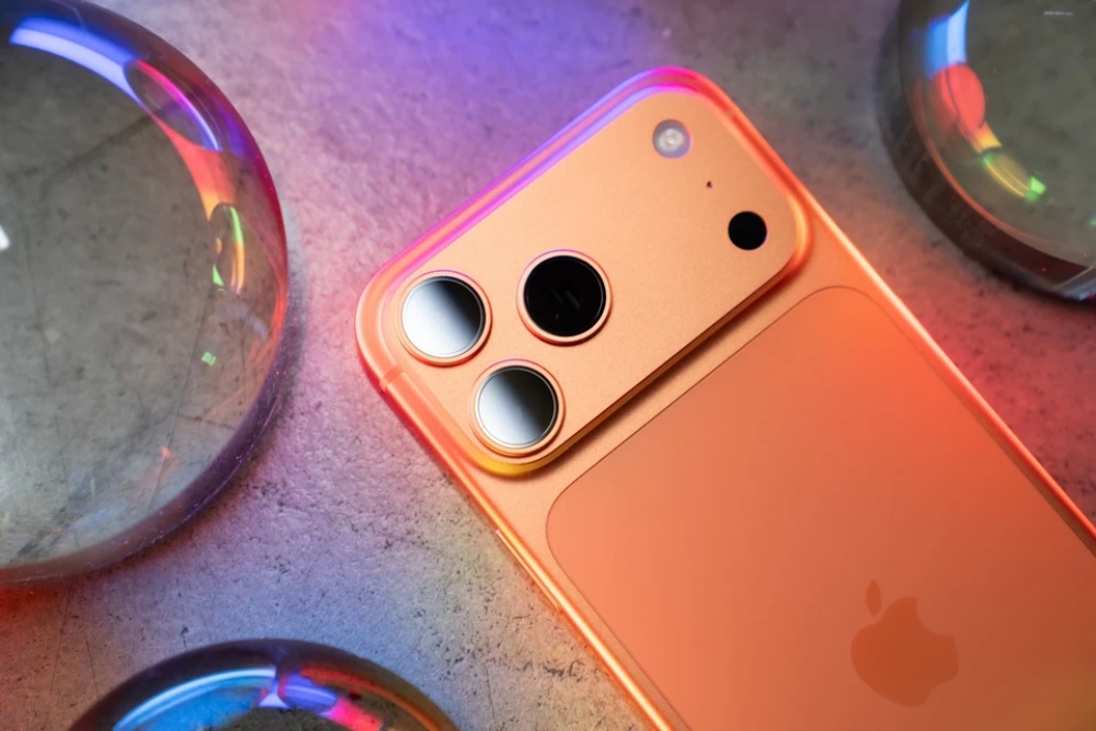 apple ap dung chien luoc quen thuoc de kiem tien tu nguoi mua iphone 17 hinh anh 1