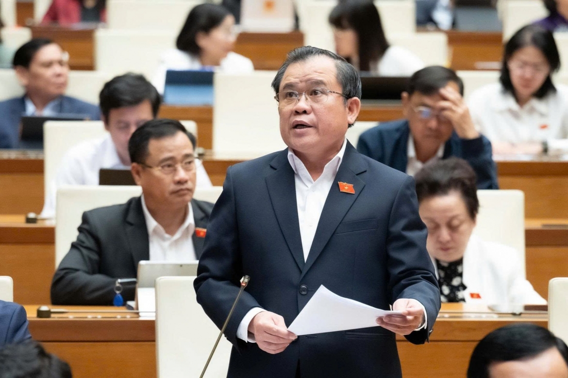 Dbqh ai du nang luc soan mot bo sach giao khoa dung chung tren toan quoc hinh anh 3