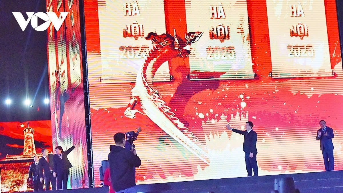 thang long hanoi festival 2025 opens in spectacular style picture 3