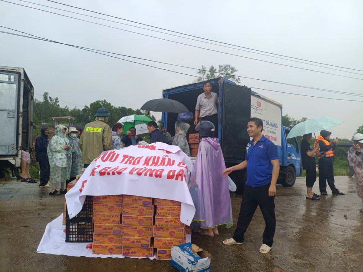 saigon co.op giam sau thuc pham thiet yeu, san se cung nguoi dan mien trung hinh anh 4