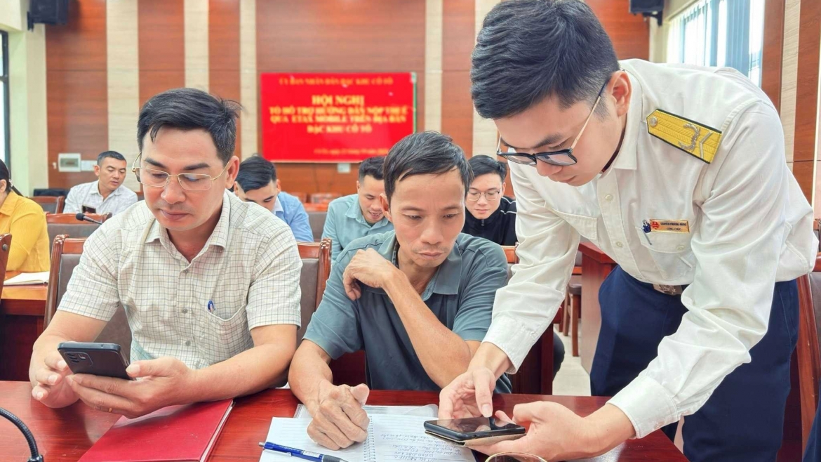 thue quang ninh doc toan luc cho 60 ngay cao diem chuyen doi ho kinh doanh hinh anh 1