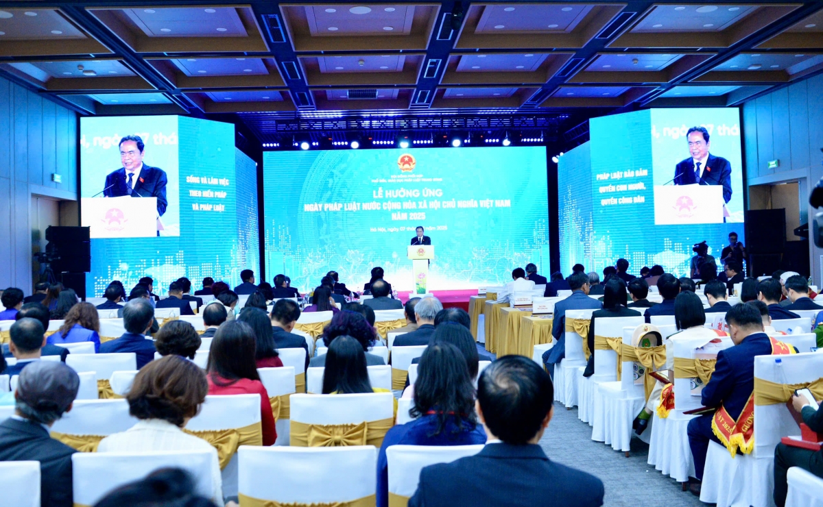 chủ tịch quốc hội số hóa, ứng dụng ai trong phổ biến giáo dục pháp luật hình ảnh 1 chu tich quoc hoi so hoa, ung dung ai trong pho bien giao duc phap luat hinh anh 1