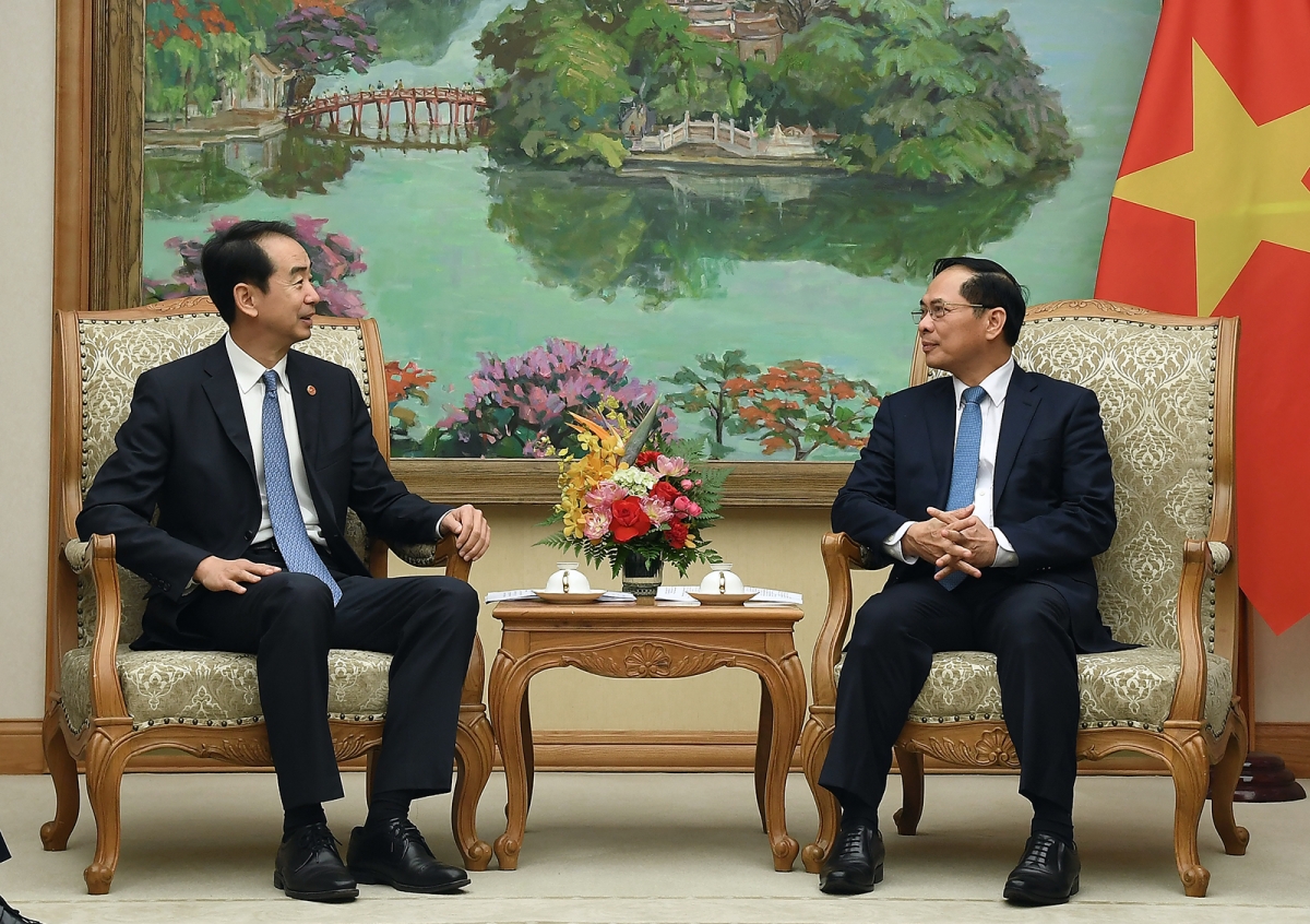 vietnam and china prepare for bilateral cooperation committee meeting picture 1