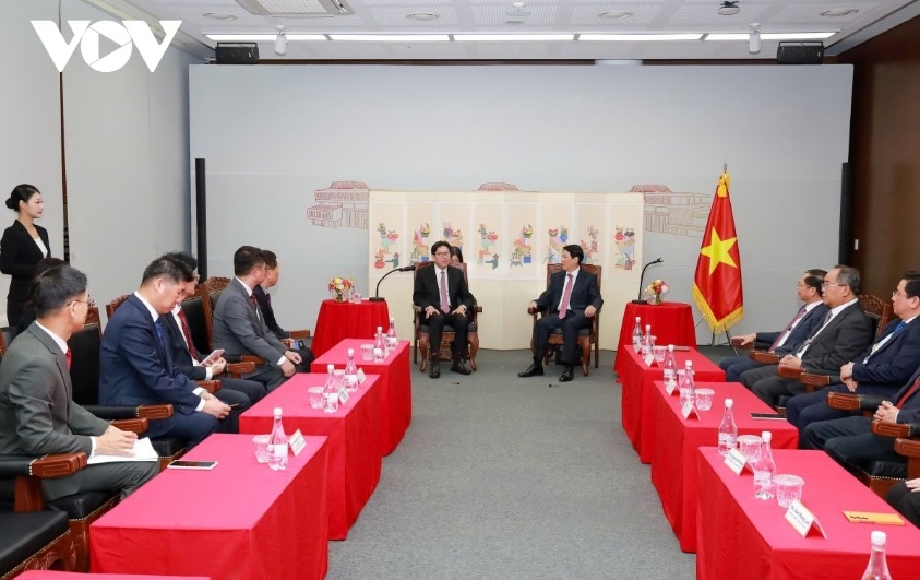 president luong cuong meets busan mayor to advance practical cooperation picture 3