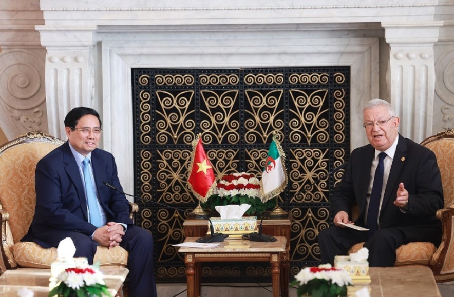 prime minister meets with president of algerian council of nation picture 1