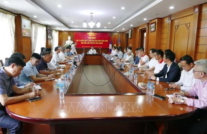 vietnamese community in laos places trust, hope in 14th national party congress picture 1