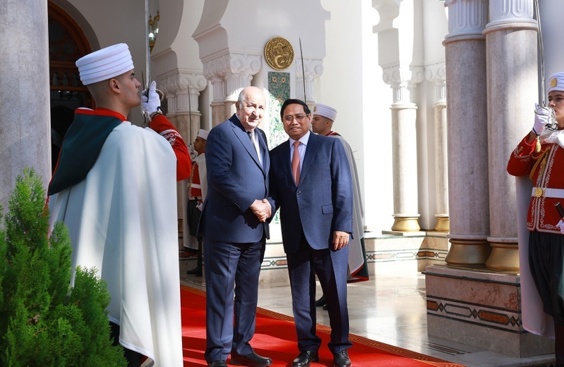 Vietnam – Algeria friendship a priceless asset: Algerian President