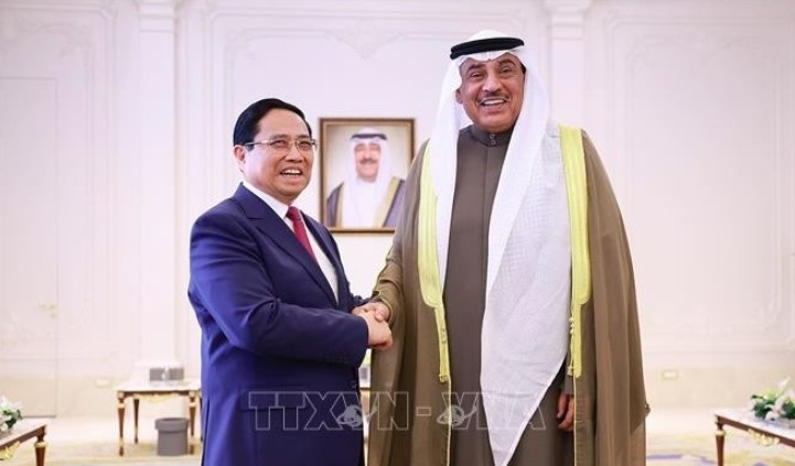 Vietnamese PM meets with Crown Prince of Kuwait
