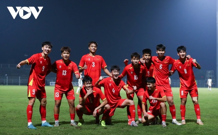 vietnam crush malaysia 4-0 to qualify for 2026 afc u17 asian cup picture 1