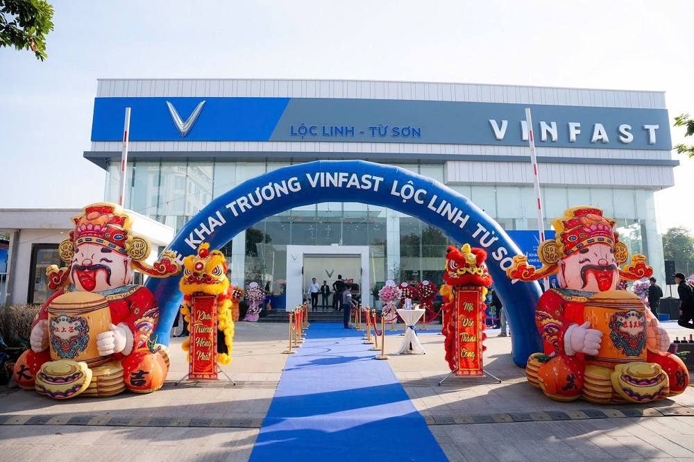vinfast khai truong xuong dich vu thu 350 - so huu mang luoi lon nhat viet nam hinh anh 1