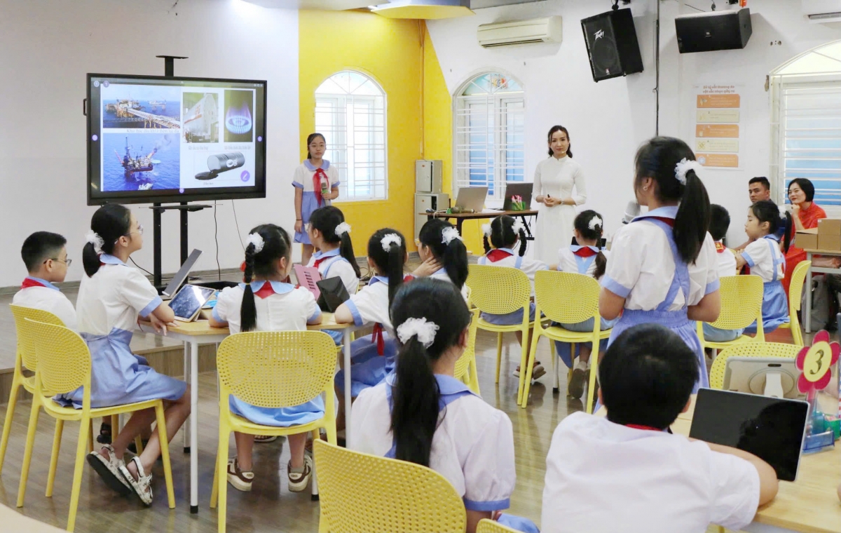 Bộ GD&ĐT ra chỉ đạo mới về sắp xếp trường học, ưu tiên thuận tiện cho học sinh