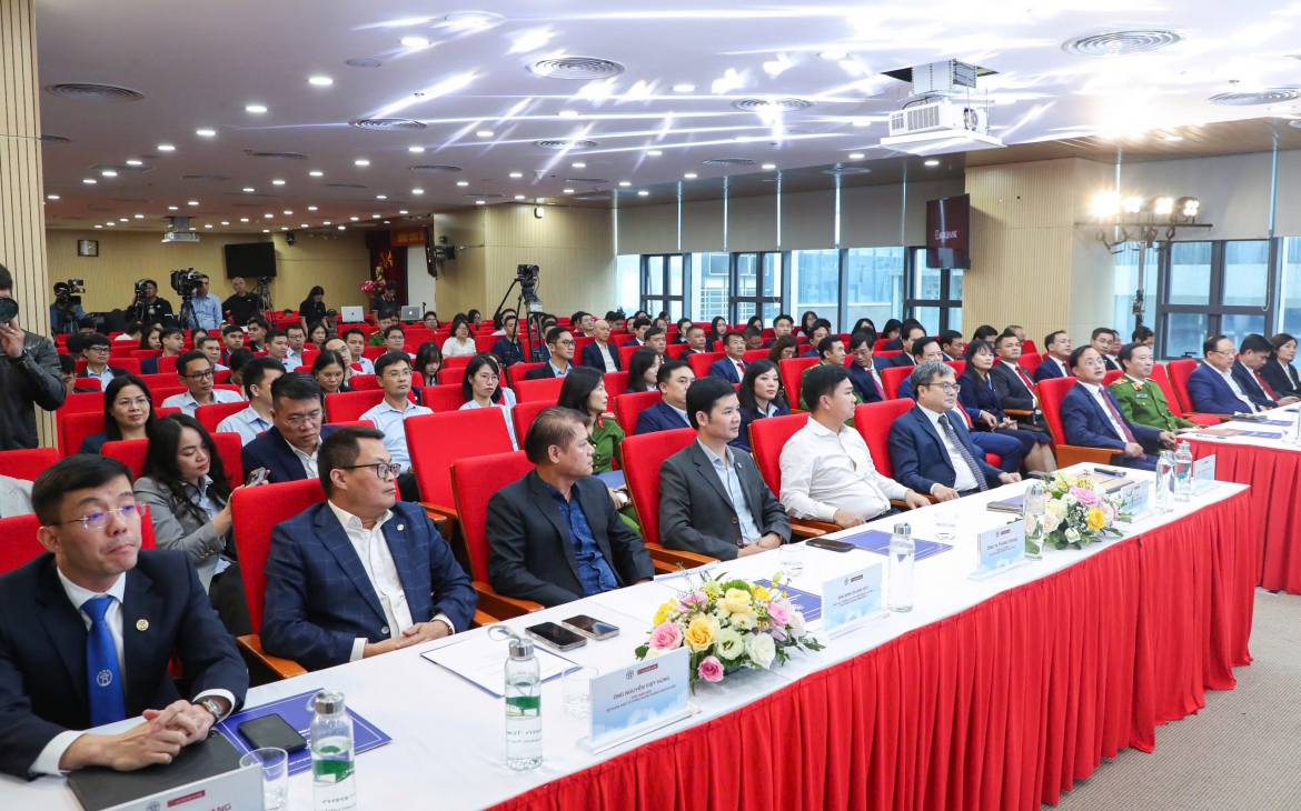 agribank tai tro kiosk thong minh - buoc tien moi trong cai cach hanh chinh hinh anh 2