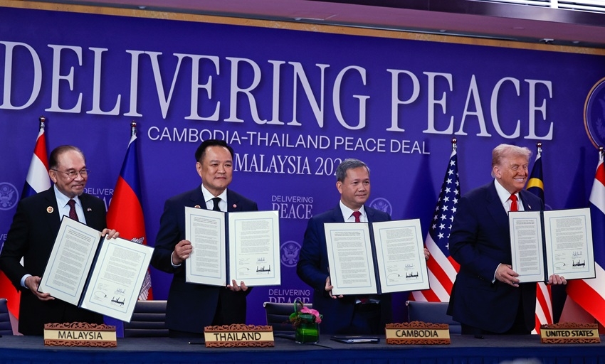 Lễ ký kết Tuyên bố chung về Lộ trình hòa bình Thái Lan - Campuchia vào cuối tháng 10/2025 tại Kuala Lumpur, Malaysia.