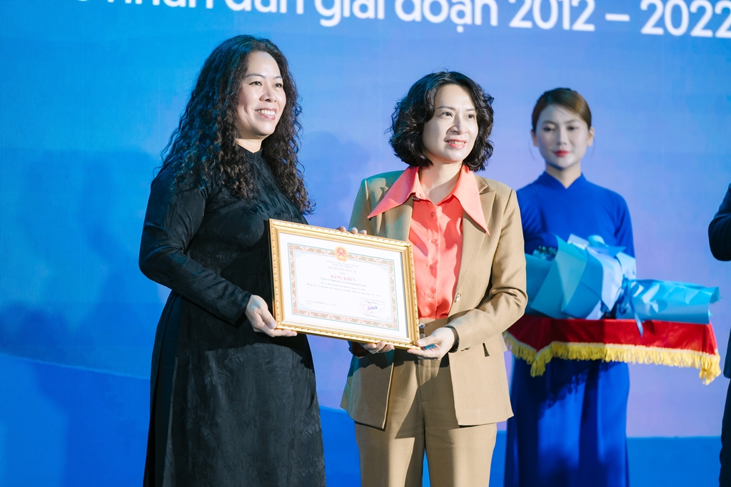 hanh trinh 30 nam gan bo vi mot viet nam ben vung hinh anh 4