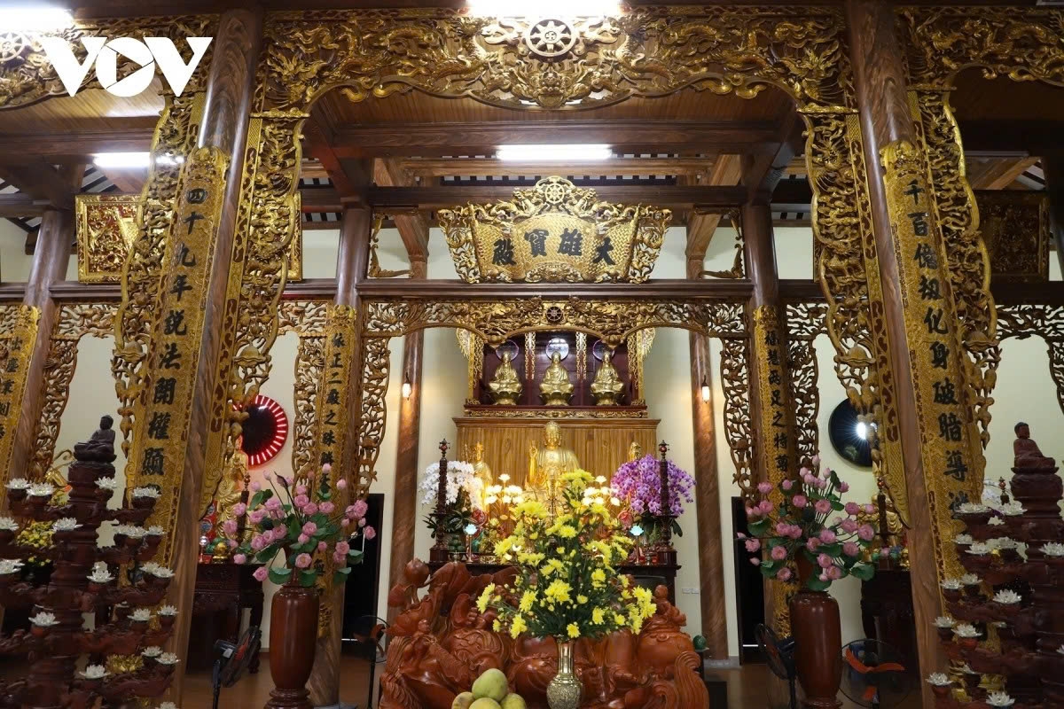 exploring pagoda housing vietnam s largest jade amit bha buddha picture 12