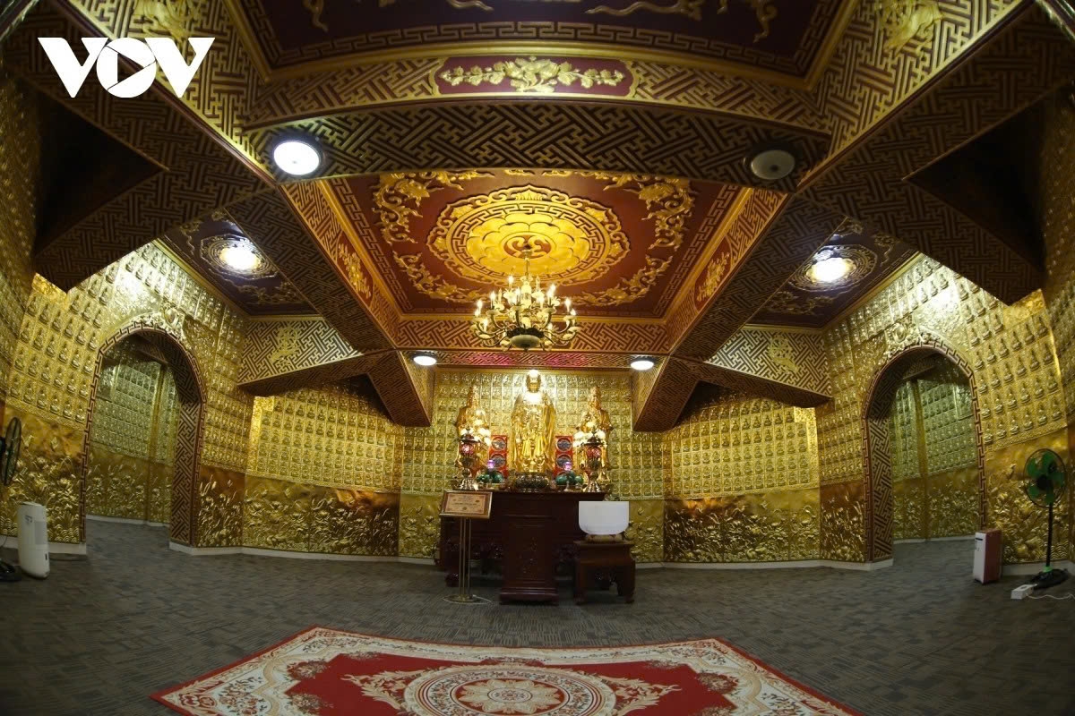 exploring pagoda housing vietnam s largest jade amit bha buddha picture 13