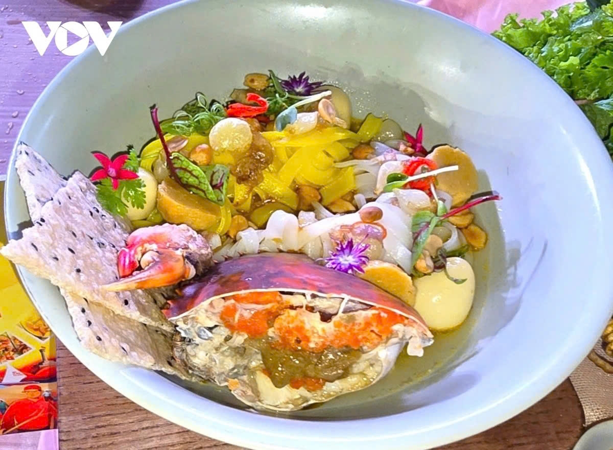 crab based main dishes attract visitors at second ca mau crab festival picture 11