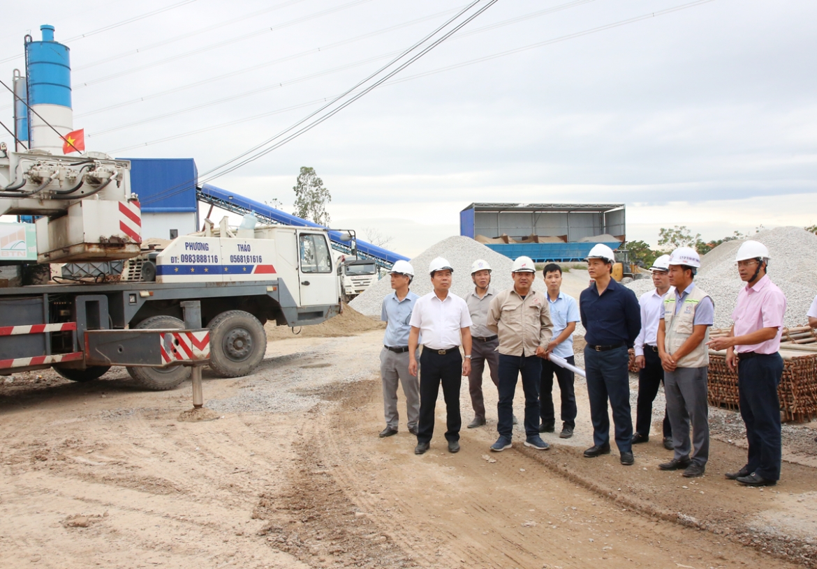 du an cau hon 2.000 ty bi chu tich tinh bac ninh phe binh, tien do gio ra sao hinh anh 1