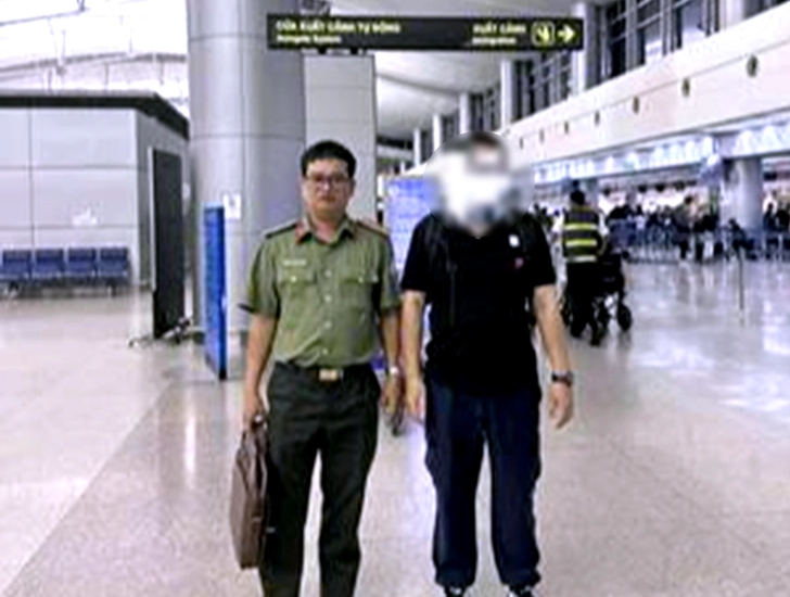 chinese national deported from dong thap for visa violation picture 1