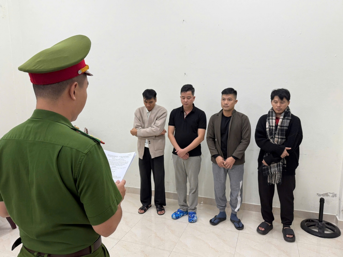 Khởi tố bắt tạm giam 4 đối tượng lập dự án tiền ảo "TOSI" để lừa đảo