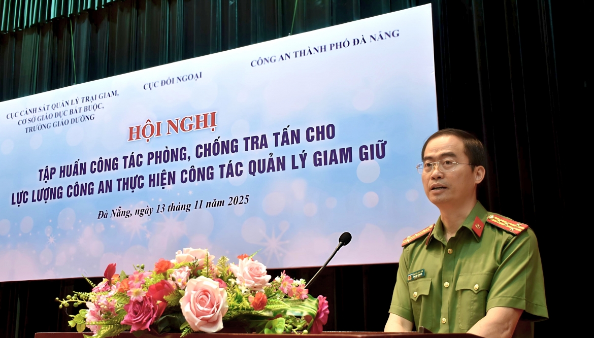 tap huan cong tac phong, chong tra tan cho luc luong cong an quan ly giam giu hinh anh 2