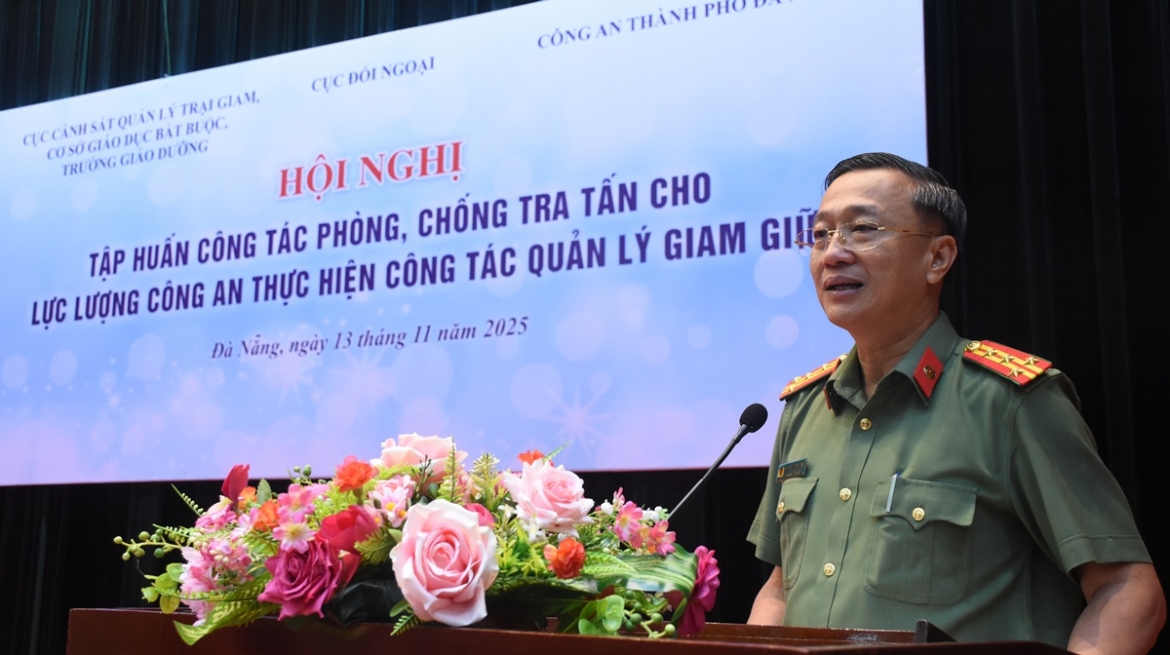 tap huan cong tac phong, chong tra tan cho luc luong cong an quan ly giam giu hinh anh 3