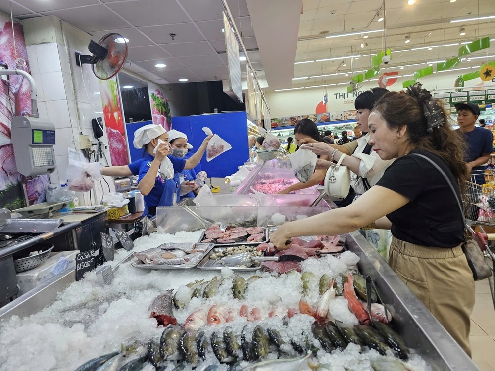 saigon co.op giam sau thuc pham thiet yeu, san se cung nguoi dan mien trung hinh anh 7