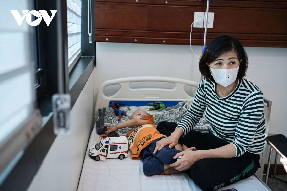 doctors warn of severe flu complications amid surge in child hospitalisations picture 3