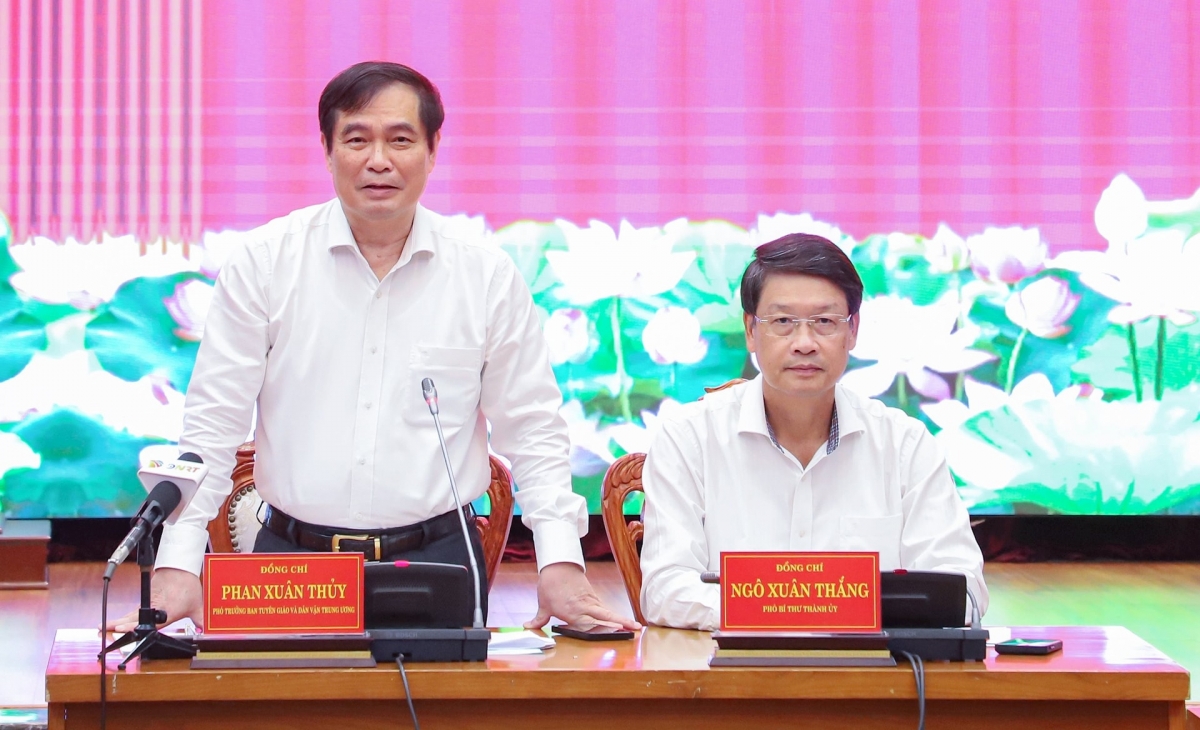 Góp ý Văn kiện Đại hội Đảng: Chuyển từ “quản lý” sang “quản trị” phục vụ nhân dân