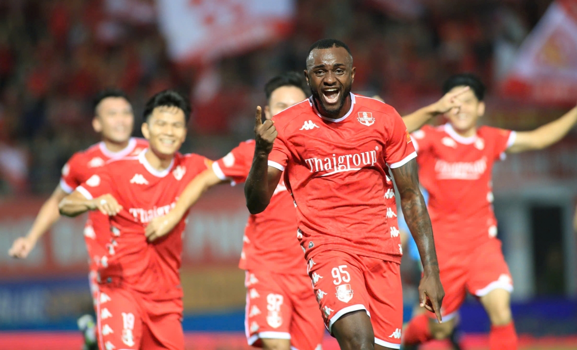 ly do clb hai phong bay cao tren bang xep hang v-league 2025 2026 hinh anh 1