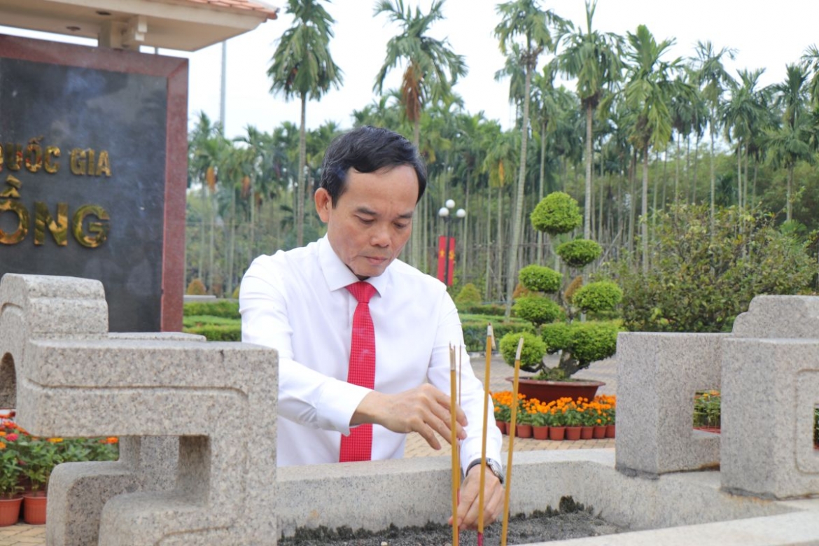 85 nam nam ky khoi nghia - tri an nhung nguoi da nga xuong cho to quoc hinh anh 2