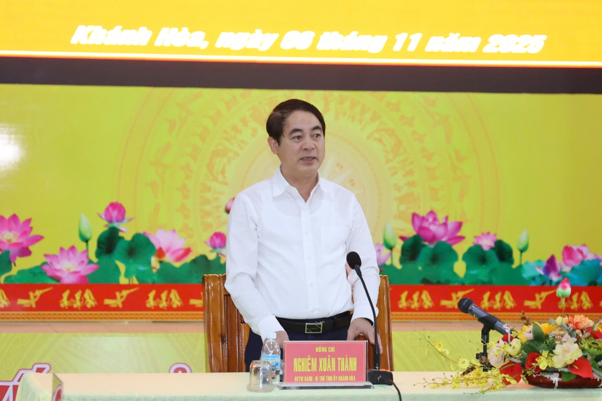 Bí thư Khánh Hòa: Đảm bảo lương thực, thực phẩm cho dân tránh trú bão số 13