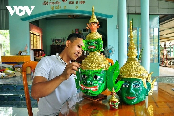 living heritage behind khmer ceremonial hats and masks picture 1