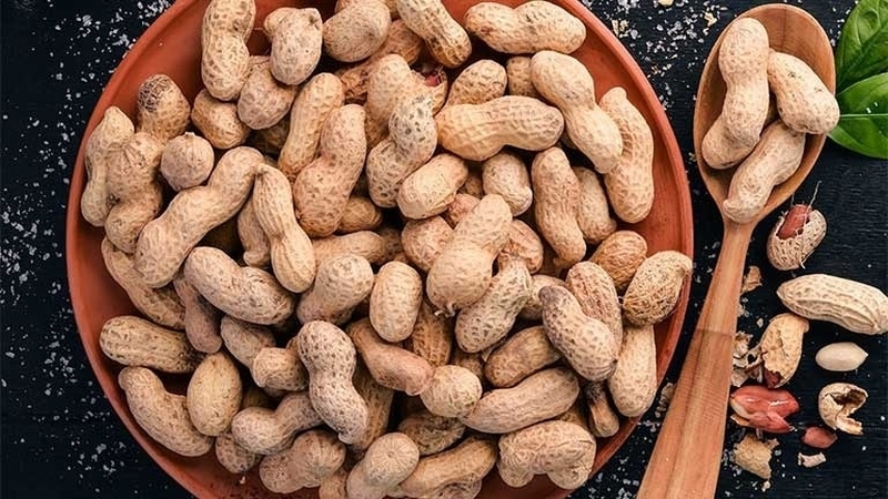 Những loại thực phẩm, đồ uống không nên ăn cùng đậu phộng