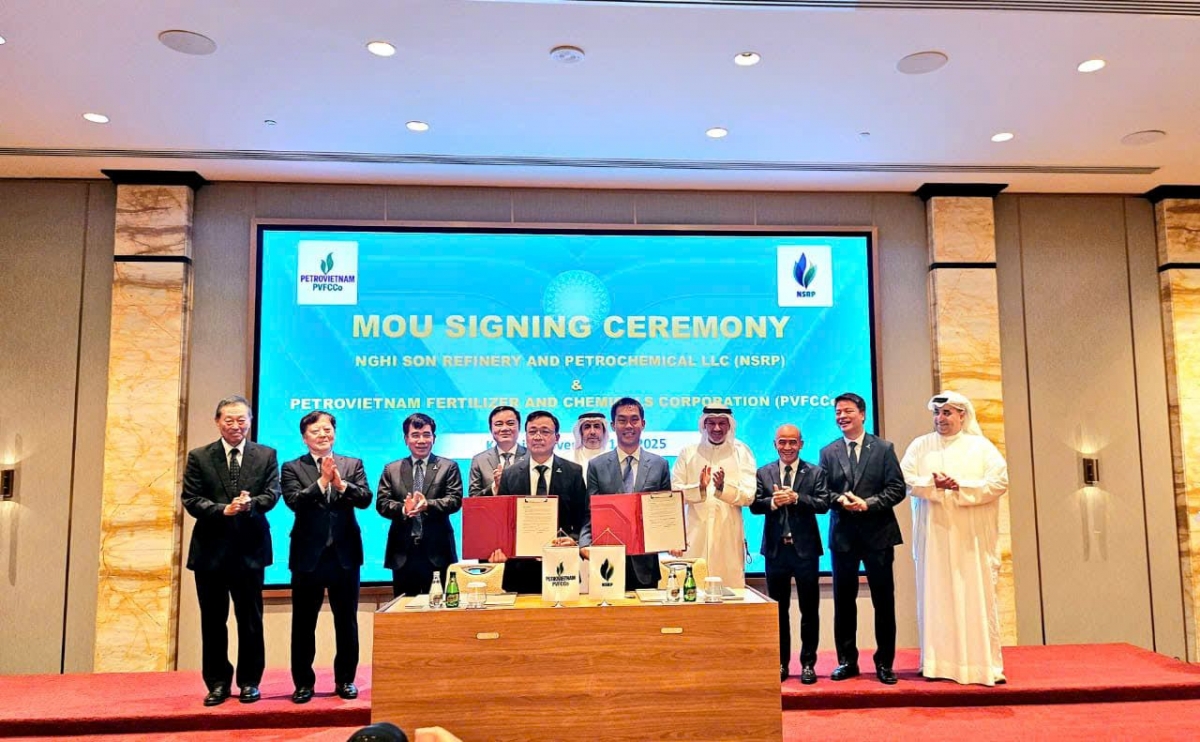 Lễ ký thỏa thuận hợp tác giữa PVFCCo – Phú Mỹ và NSRP tại Kuwait