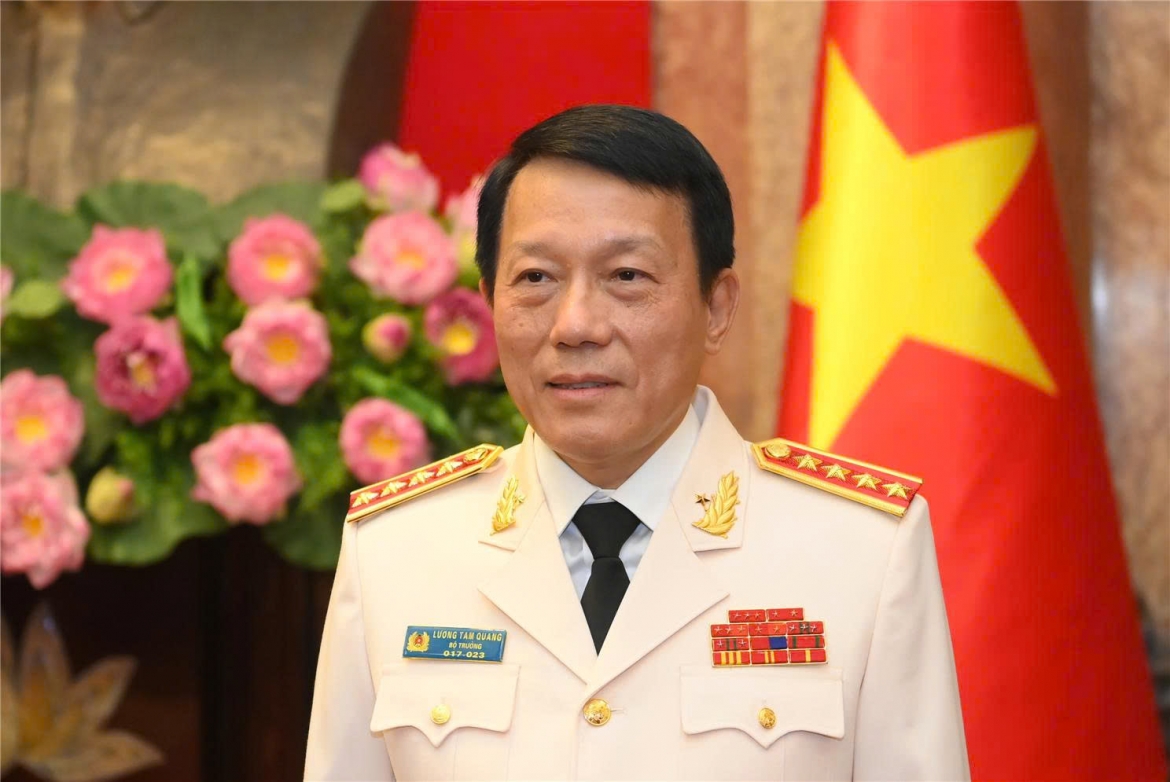bai viet cua Dai tuong luong tam quang ve luc luong tham gia bao ve an ninh co so hinh anh 1