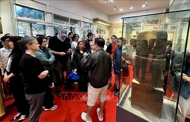 da nang unveils 19 national treasures for the first time picture 1