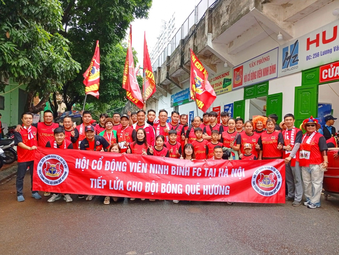 ket qua bong da viet nam hom nay 1 11 ninh binh noi dai chuoi bat bai hinh anh 6