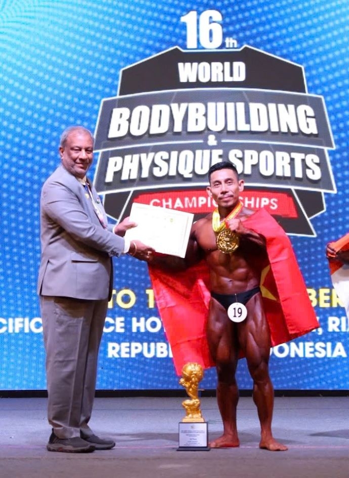 pham van mach clinches seventh world bodybuilding championship title picture 1