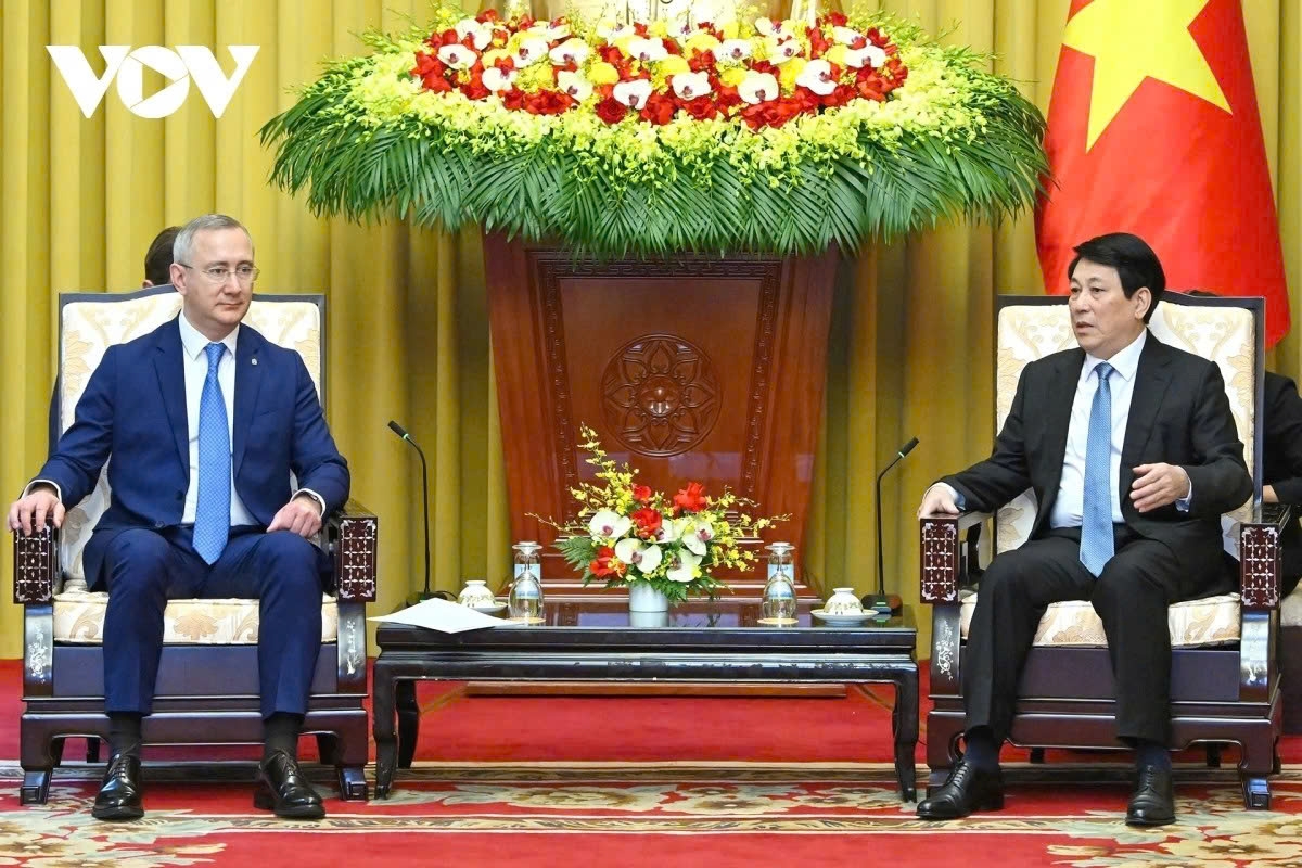 president luong cuong receives governor of kaluga oblast in hanoi picture 1
